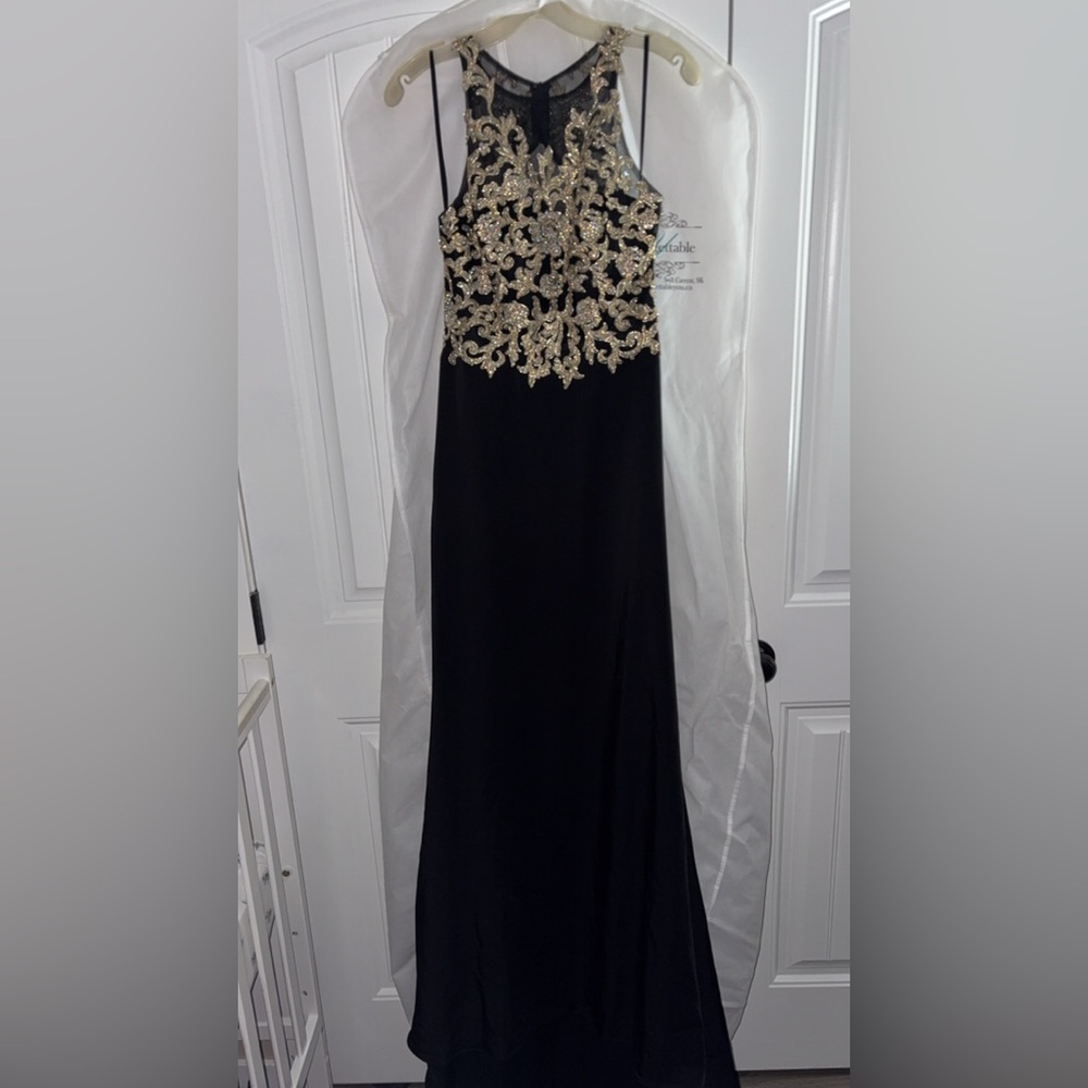 Elegant Black and Gold Grad Dress